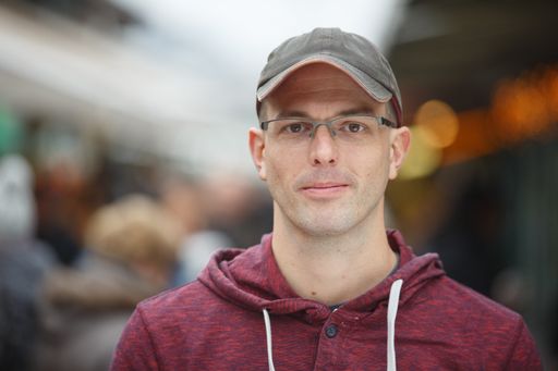 Franz Enzenhofer, Masterchief www.fullstackoptimization.com
betont, dass Unternehmen, um langfristig erfolgreich
suchmaschinenoptimiert zu sein, unabhängig von SEO Agenturen werden
müssen.