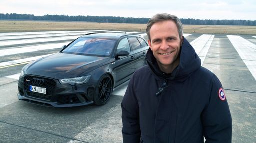 Matthias Malmedie und der getunte Audi RS6 mit 850
PS - Wie behauptet sich der Über-Audi in den Disziplinen
Beschleunigung, Reisekomfort und High Speed? Zu sehen in "GRIP - Das
Motormagazin" am Sonntag, den 24. April 2016 um 17:00 Uhr bei RTL
II. © RTL II - Recht zum Abdruck/Darstellung zeitlich/sachlich
beschränkt auf die Bewerbung der Sendung. Weiterer Text über ots und
www.presseportal.de/nr/6605