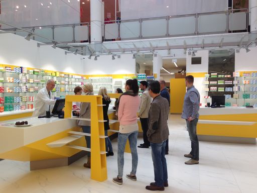  Lugner City Apotheke