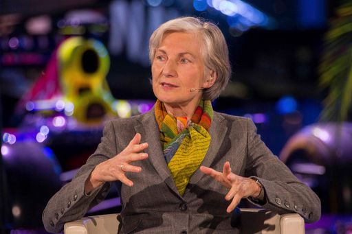 Irmgard Griss beim "Talk im Hangar-7"
