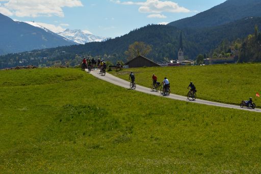 Vorschau Bild von Auf der Strecke entlang der Via Claudia Augusta
warten zahlreiche kulturelle Highlights wie die Fasnachtsmuseen in
Nassereith und Imst oder das Knappenmuseum im Gurgltal darauf
entdeckt zu werden.