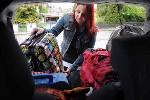 Vorschau Bild von Vollgepackt in den Urlaub?Richtig laden sorgt für
Sicherheit Weiterer Text über ots und www.presseportal.de/nr/38406 /
Die Verwendung dieses Bildes ist für redaktionelle Zwecke
honorarfrei. Veröffentlichung bitte unter Quellenangabe: "obs/TÜV
SÜD AG"