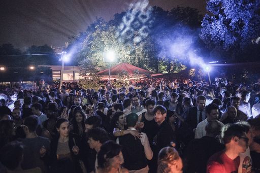 Vorschau Bild von Volksgarten Gartenbereich bei Nacht