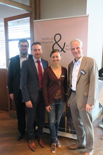 Im Bild v.l.n.r.: Armin Müllner (Microsoft
Austria), Wolfgang Traunfellner (Microsoft Austria), Hana Bergh
(NAVAX Unternehmensgruppe), Christoph Weiss (SIS Consulting)