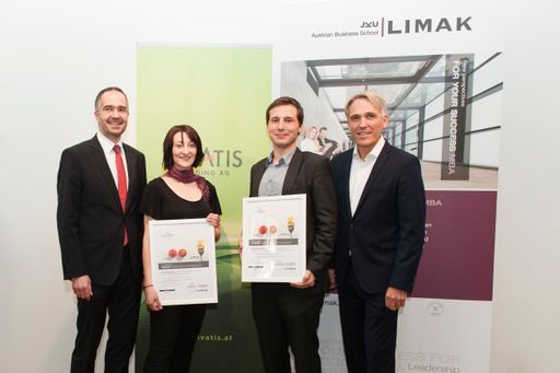 v.l.: VIVATIS Vorstandsvorsitzender Mag. Gerald
Hackl, Gewinnerin Sophie Edlmair BA, BSc, Zweitplatzierter DI Karl
Holzer MSc, BSc und LIMAK-Geschäftsführer Mag. Gerhard Leitner MSc