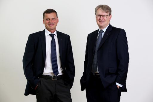 v.l.n.r. VDir. Dr. Richard Ecker, VDir. Mag. Andreas Pirkelbauer