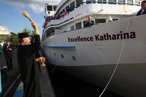 Vorschau Bild von Taufe des Flussschiffes Excellence Katharina in
Moskau / Weiterer Text über ots und
www.presseportal.ch/de/nr/100018141 / Die Verwendung dieses Bildes
ist für redaktionelle Zwecke honorarfrei. Veröffentlichung bitte
unter Quellenangabe: "obs/Reisebüro Mittelthurgau Fluss- und
Kreuzfahrten/Michael Wolf"