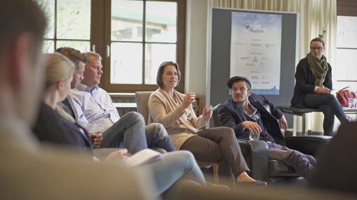 Vom 24. bis 26. April 2016 hat das „hotelcamp
ALPS“ in Österreich bereits zum zweiten Mal stattgefunden. Bei dem
innovativen Veranstaltungsformat werden die Inhalte durch die
Teilnehmer bestimmt.