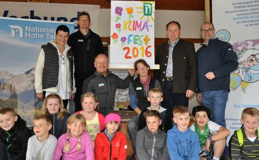 Schüler und Schülerinnen feierten gemeinsam mit dem Veranstaltern
Nationalpark Hohe Tauern und VERBUND das Klimaschulfest in
Großkirchheim.