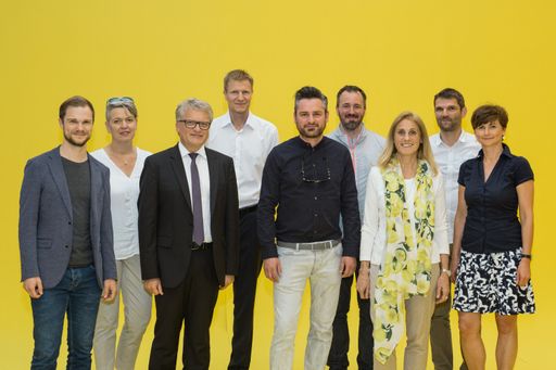  Google-Meeting in Linz: v.l.n.r.: David Kitzmüller,
karriere.at GmbH, Elisabeth Mayr-Kern, Land OÖ, Bgm. Klaus Luger,
Christian Federspiel, Catalysts GmbH, Frederik G. Pferdt, Google
Inc., Patrick Bartos, Creative Region, Stadträtin Susanne
Wegscheider, Mario Herger, Enterprise Garage Consultancy, Birgit
Ettinger, KEBA AG