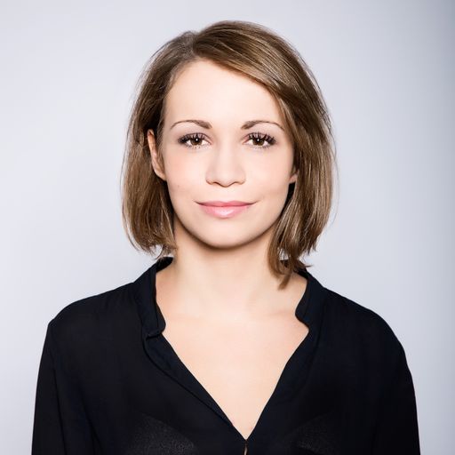  Jelena Gucanin Redakteurin Jelena Gucanin wurde
unter die besten JungjournalistInnen gewählt