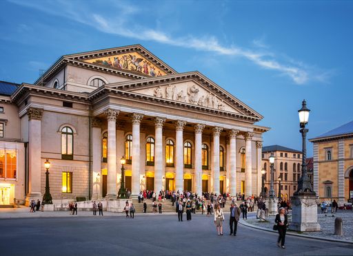 Bayerische Staatsoper - Nationaltheater / Dallmayr
übernimmt Theatergastronomie an der Bayerischen Staatsoper