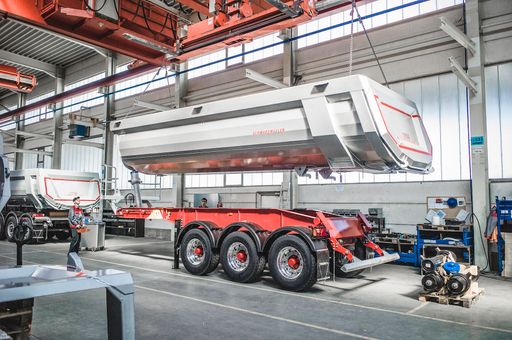 Vorschau Bild von Leichtbau und Flexibilität sind die zentralen
Produktvorteile von Schwarzmüller.