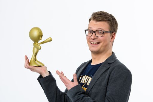 Moderator Maxi Gestettenbauer verleiht den Goldenen
Failix im Comedy Clip-Club" ab Montag, den 11. Juli 2016 um 22:15
Uhr bei RTL II / Weiterer Text über ots und
www.presseportal.de/nr/6605 / Die Verwendung dieses Bildes ist für
redaktionelle Zwecke honorarfrei. Veröffentlichung bitte unter
Quellenangabe: "obs/RTL II"