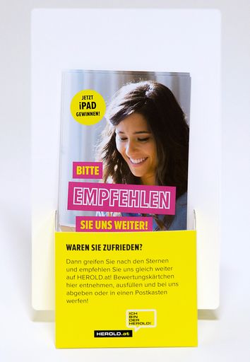  Mit Bewertungskärtchen unterstützt HEROLD Firmen
dabei, professionelles Empfehlungsmarketing zu betreiben.