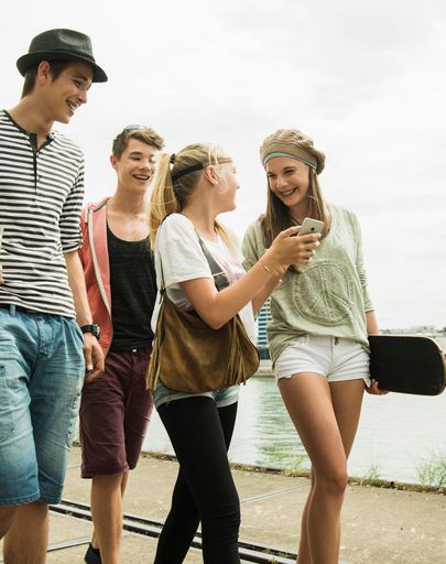 Gruppe Jugendlicher_VOR-Jugendticket