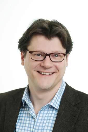 Jean-Robert Tyran, Universitätsprofessor für
Volkswirtschaftslehre an der Universität Wien und Direktor des
Wiener Fakultätszentrums für Experimentelle Wirtschaftsforschung.