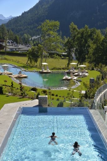 Vorschau Bild von Garten, Schwimmteich und Pools im Astoria Relax
& SPA Resort