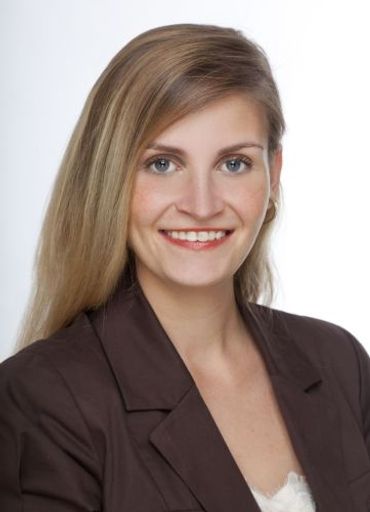 Porträtfoto Astrid Hartmann, Gründerin der Rechtsanwaltskanzlei