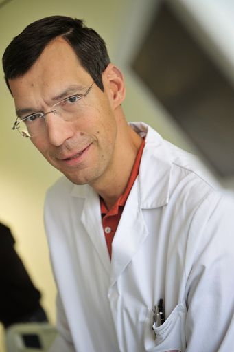  Ärztlicher Leiter Priv.Doz. Dr. Matthias Lorenz