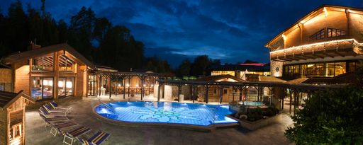 Vorschau Bild von Für die AusZeit erhielt das EurothermenResort
Bad Schallerbach auszgezeichnet und ist damit „Europas Beste
Therme“.