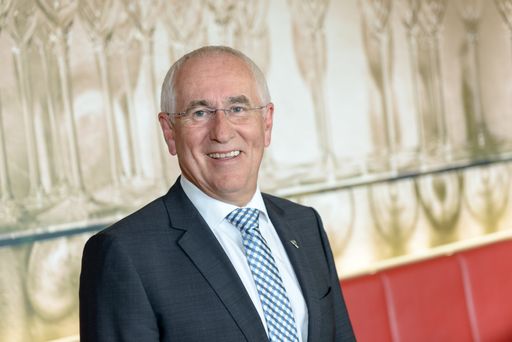 Vorschau Bild von Ernst Bamberger, Landesdirektor UNIQA
Oberösterreich