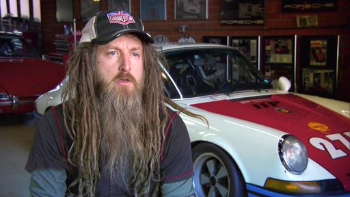 "GRIP Extrem - Das Motormagazin": In Großbritannien
besucht Matthias Malmedie Privatsammler George, der 212 Autos sein
Eigen nennt. Darunter befinden sich Porsche, Ferrari, Bentley, Aston
Martin..etc. Sendetermin: Sonntag, 09.10.2016 um 17:00 Uhr bei RTL
II. © RTL II - Recht zum Abdruck/Darstellung zeitlich/sachlich
beschränkt auf die Bewerbung der Sendung.