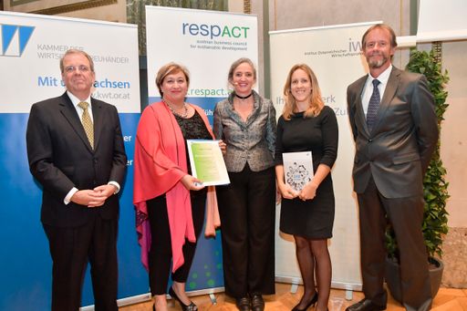  Pfizer Austria zum ersten Mal mit einem Austrian
Sustainability Reporting Award (ASRA) prämiert