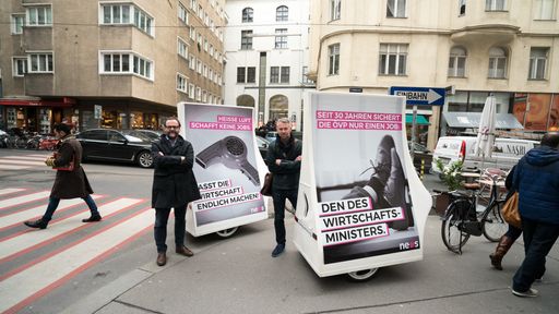 NEOS Abgeordnete Sepp Schellhorn und Niko Alm