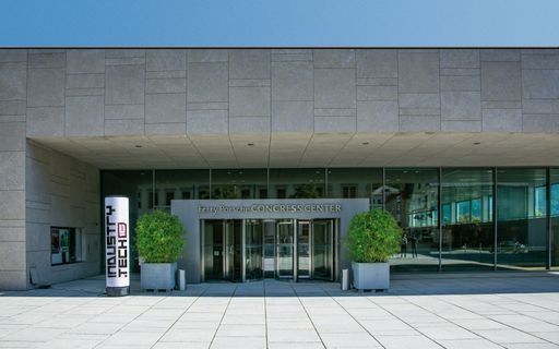Die industry.tech16 findet am 9. und 10. November
im Ferry Porsche Congress Center in Zell am See statt.
