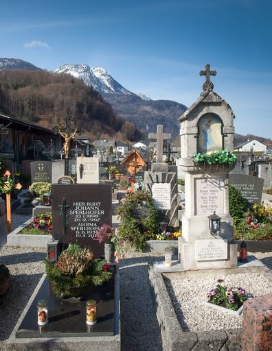 Von Zur Erinnerung für den Friedhofsführer
erfasstes Grab in Bad Ischl