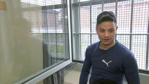 Renato (20) hat auf der Straße gelebt und Passanten
»abgezogen«, um sich Geld für Drogen zu beschaffen. Sendetermin:
Samstag, 29.10.2016 um 20:15 Uhr bei RTL II. © RTL II - Recht zum
Abdruck/Darstellung zeitlich/sachlich beschränkt auf die Bewerbung
der Sendung