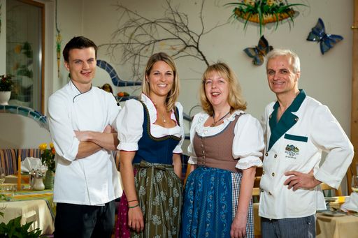 Vorschau Bild von Familie Pichler - Genusshotel Molzbachhof,
Kirchberg am Wechsel