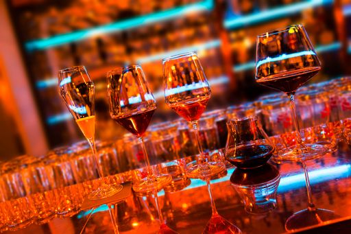 Vorschau Bild von BILD zu OTS - DOOR No.8 wirbelt die STEAKgeschichte
in Wiens Gastroszene durcheinander!