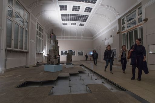 Vorschau Bild von AWAY. Stories from Abroad (Alte Post - Zollergasse, 9.11. -
10.12.2016, Eröffnung) http://away.co.at | Foto: http://eSeL.at