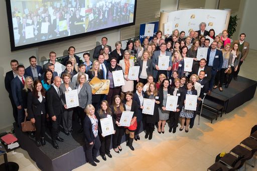http://www.apa-fotoservice.at/galerie/8452 Die
Sieger der diesjährigen BEST-RECRUITERS-Studie 2016/17!