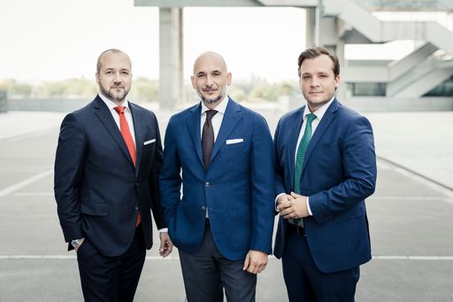 Vorstand der PALMERS Textil AG: Tino Wieser (CFO), Marc Wieser
(CEO) und Luca Wieser (CTO)