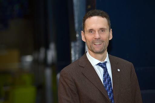 Vorschau Bild von http://www.apa-fotoservice.at/galerie/8457 Im Bild:
Univ.-Prof. DDr. Philipp Metnitz (MBA - ASDI-Obmann, Leiter der
Klinischen Abteilung für Allgemeine Anästhesiologie, Notfall- und
Intensivmedizin LKH/Univ.-Klinikum Graz - Medizinische Universität
Graz