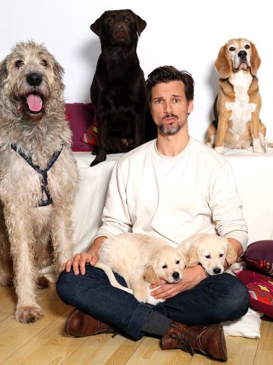 MUNICH, GERMANY - NOVEMBER 11: Actor Florian David
Fitz during the dubbing of the film 'Bailey - Ein Hund fuers Leben'
on November 11, 2016 in Munich, Germany. (Photo by Gisela
Schober/Getty Images for Constantin Film)