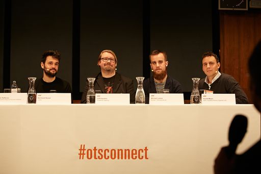 https://www.apa-fotoservice.at/galerie/8521/
Medien- und Kommunikationsexperten diskutierten bei OTSconnect über
Anwendungen und Entwicklungspotenziale von Chatbots, v.l.n.r:
Bernhard Hauser (oratio), Cliff Kapatais (Chatbot Agency), Michael
Leitner (futurezone.at/Kurier), Harald Mayer (APA-OTS)