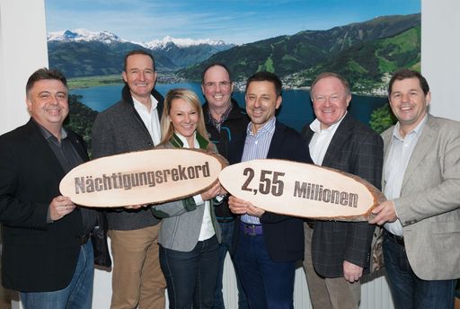  Im Bild v.l.n.r.: Peter Padourek, Georg Segl,
Renate Ecker, Norbert Karlsböck, Christoph Bründl, Manfred Gassner