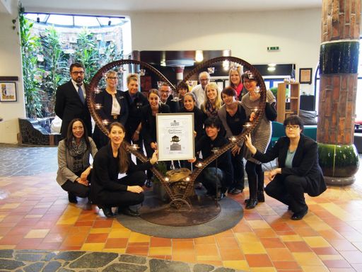 Vorschau Bild von Mit großem Vorsprung wird das Rogner Bad Blumau
vom führenden Thermenportal Österreichs www.thermencheck.com zur
beliebtesten Therme Österreichs gekürt.