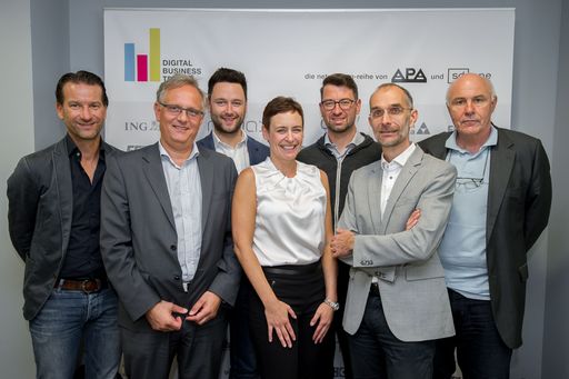 Die fachkundige Jury des DBT-Awards 2016: Im Bild
v.l.n.r.: Oliver Krizek (Eigentümer und Geschäftsführer NAVAX
Unternehmensgruppe), Alexander Falchetto (Geschäftsführer APA-IT,
Sponsor des DBT-Awards), Dejan Jovicevic (Co-Founder & Managing
Director Der Brutkasten), Andrea Hansal (Corporate Communications
ING-DiBa), Michael Schuster (Co-Founder und Partner Speedinvest),
Michael Nentwich (Direktor Institut für Technikfolgen-Abschätzung
der Österreichischen Akademie der Wissenschaften), Hannes Werthner
(Dekan der Fakultät für Informatik an der Technischen Universität
Wien)
