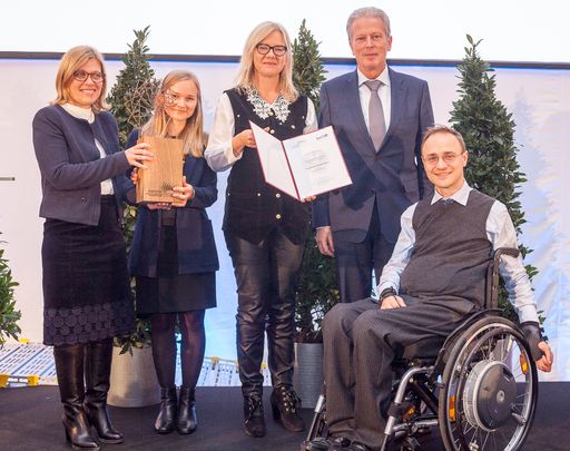 Wissenschaftsminister überreicht acht "Diversitas"-Preise -
Innovative Projekte fördern diskriminierungsfreie Kultur in den
Strukturen von Hochschulen und Forschungseinrichtungen