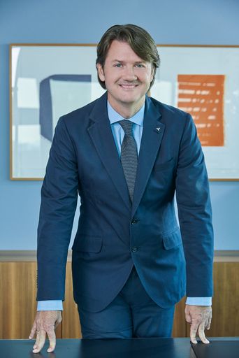 Vorschau Bild von Prozess „voll“ im Zeitplan – Volksbanken-Verbund
wächst als gestärkte Bankenmarke schrittweise zusammen.