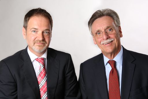  Ing. Alexander Marik links, Herbert Kejda rechts.