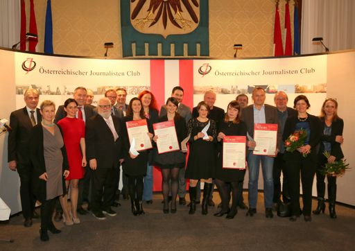  Preisträger, Nominierte und Laudatoren bei der
heurigen Verleihung des Dr. Karl Renner Publizistikpreises des ÖJC
im Wiener Rathaus.