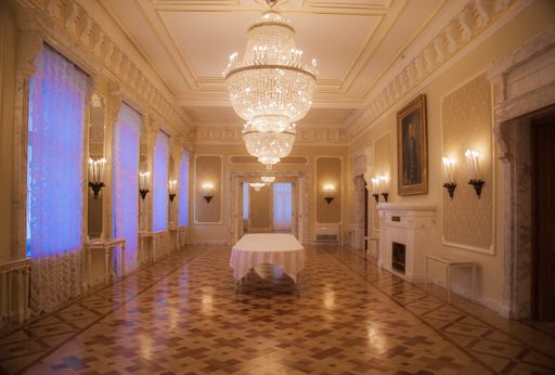 Vorschau Bild von Empfangssaal in der Russischen Botschaft Wien