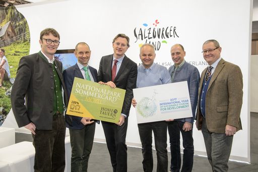 Vorschau Bild von Viele neue und innovative Projekte für einen erfolgreichen
Nationalpark-Sommer 2017 wurden von den Vertretern der Ferienregion
Nationalpark Hohe Tauern auf der Ferienmesse in Wien vorgestellt.