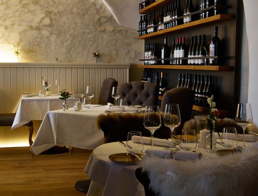  Restaurant BUXBAUM an der klangvollen Adresse
Grashofgasse 3 in 1010 Wien.